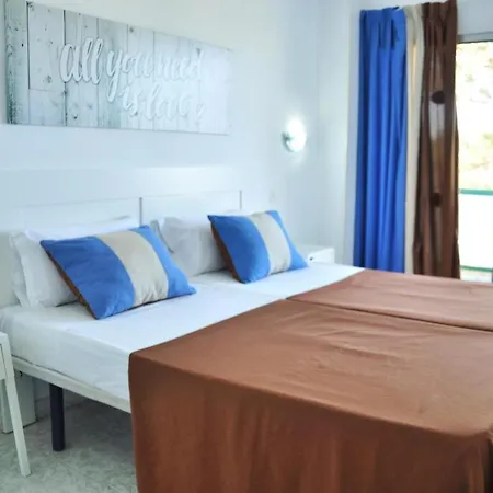 Comodoro Apartmanhotel *