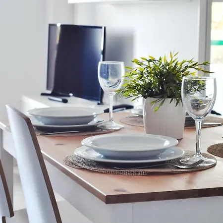 Comodoro Apartmanhotel *