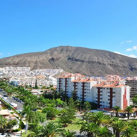 Comodoro * Arona